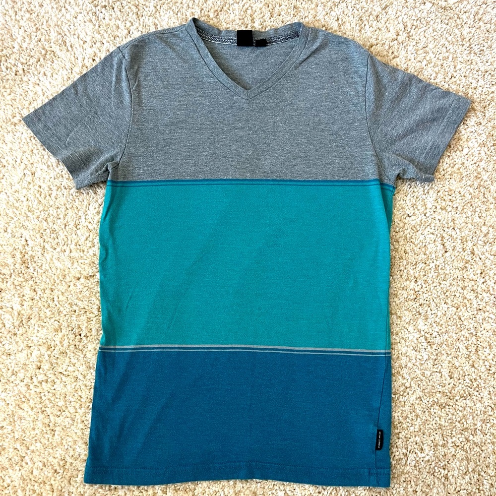 Ocean Current Boys Tshirt Size Medium.